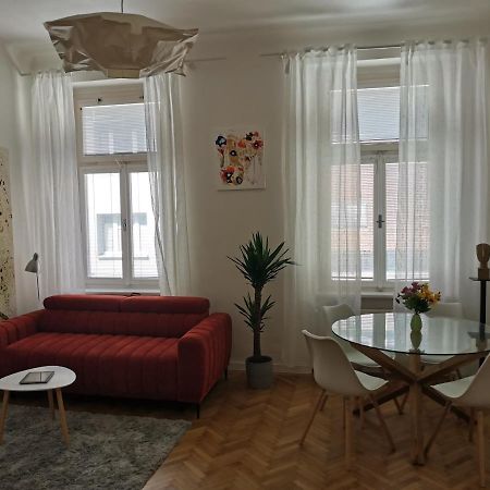 Downtown 3 Bdr Charm - Walk To All Attractions 브라티슬라바 외부 사진